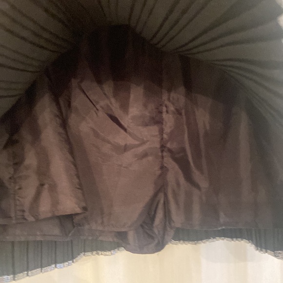 Zara Metallic skirt, with shorts underneath. Worn once, in great condition! - Picture 3 of 7